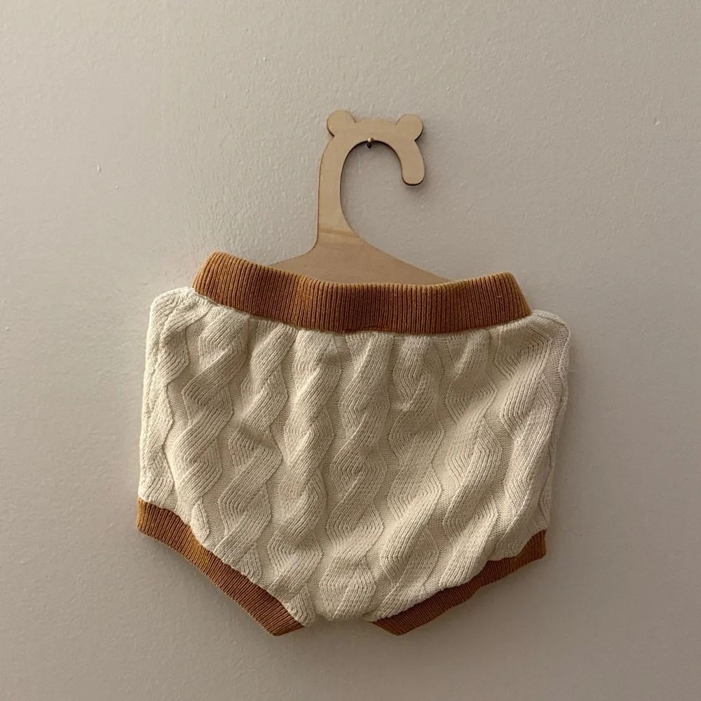 5/$25 cat & Jack Cozy Knit Kids Shorts - Cream and Brown